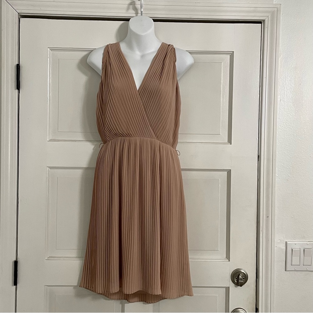 Halston Heritage Pleated Dress Nude NEW